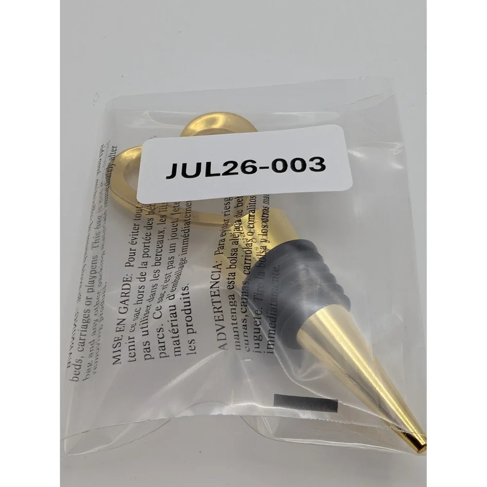 Gold Tone Heart Wine Bottle Stopper Decorative Barware Rubber Seal 4.5